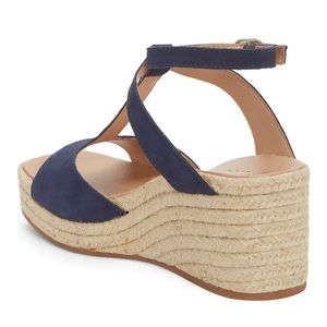 Lucky Valki espadrille wedge. Navy. 7.5.